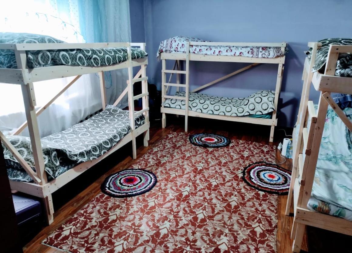 Garden Hotel And Hostel บิชเคก ภายนอก รูปภาพ